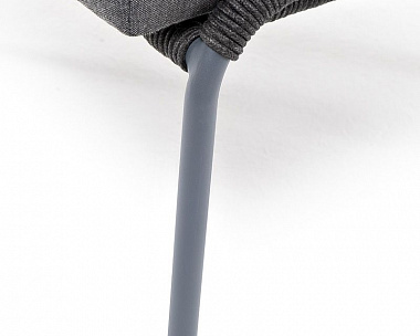 Кресло плетеное Милан 4SIS из роупа, каркас алюминий темно-серый (RAL7024), роуп темно-серый круглый, ткань темно-серая 019