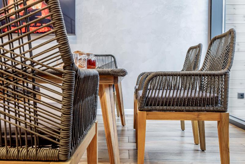 Комплект Chloe с кофейным столом Royal Family из дерева, цвет серый фото 5