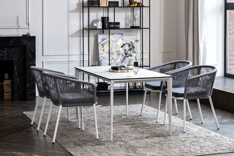 Обеденная группа Малага 4SIS на 4 персоны со стульями "Марсель", каркас белый, роуп светло-серый фото 1