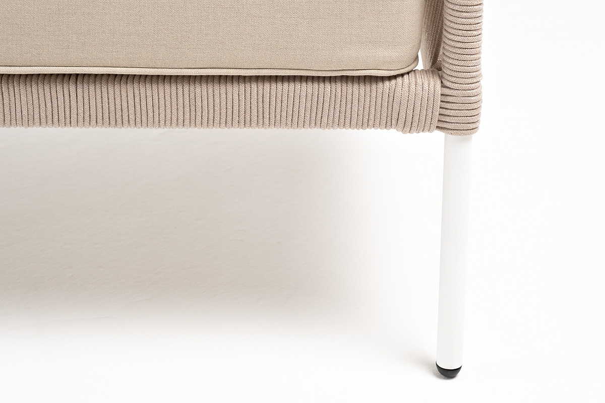 Канны диван 2-местный плетеный из роупа, каркас алюминий белый муар, роуп бежевый круглый, ткань бежевая 15052 фото 6