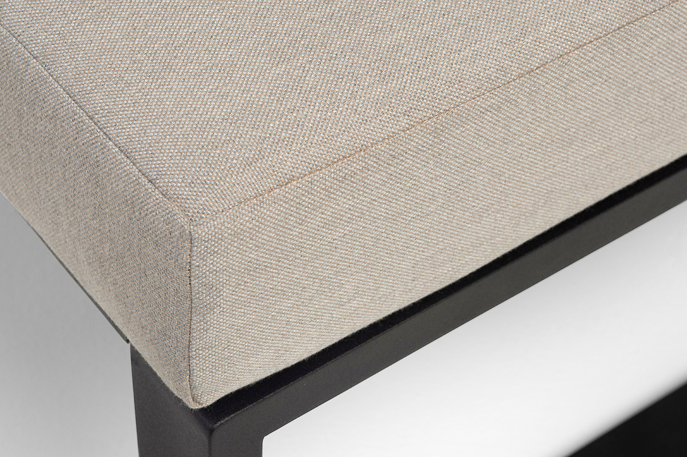 Тулон угловой модуль, каркас алюминий, HPL дуб, черный муар, ткань бежевая 15052 фото 7