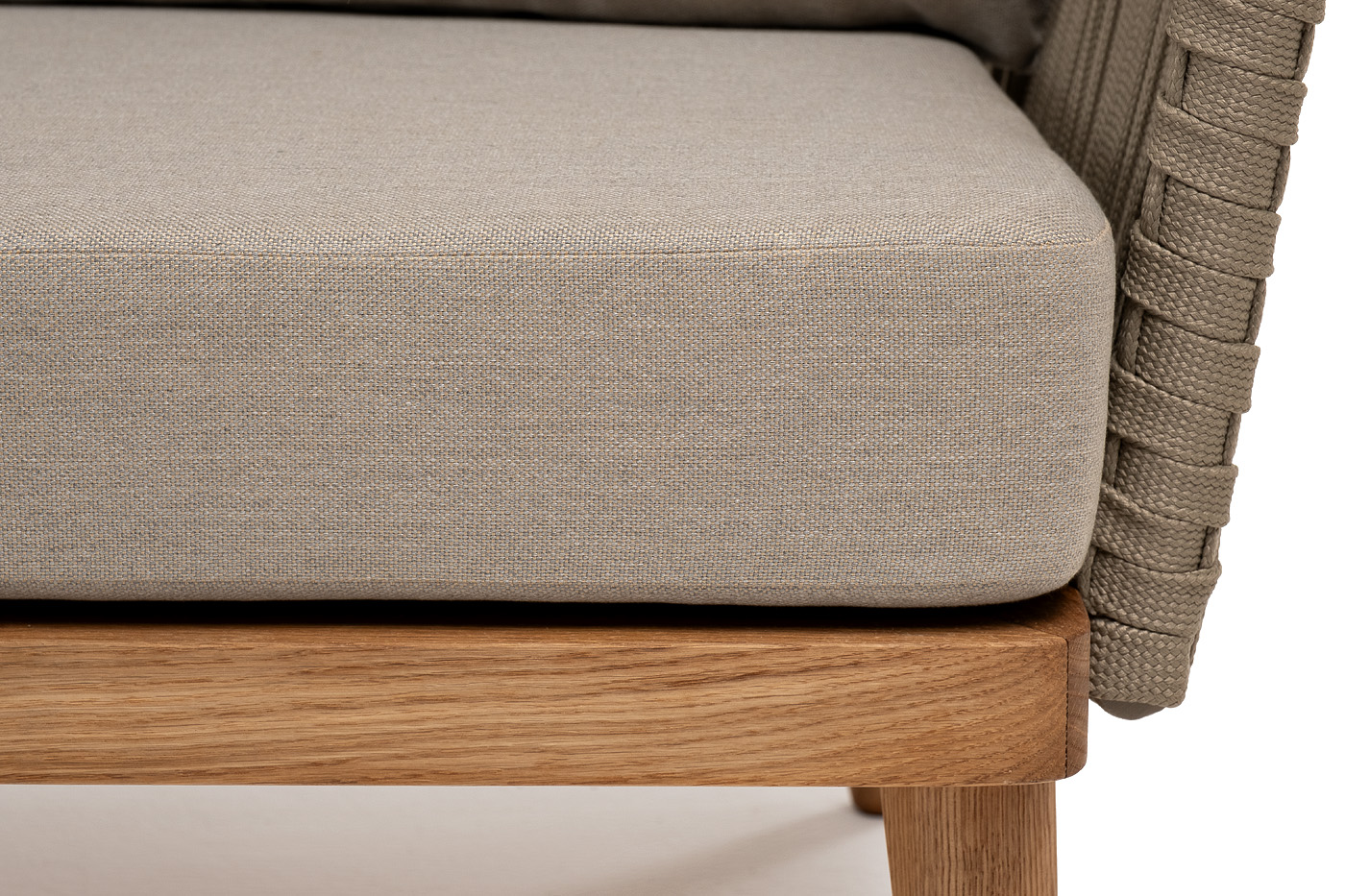 Мальорка диван 3-местный плетеный из роупа, основание дуб, роуп серо-коричневый 23мм, ткань бежевая 15052 фото 6