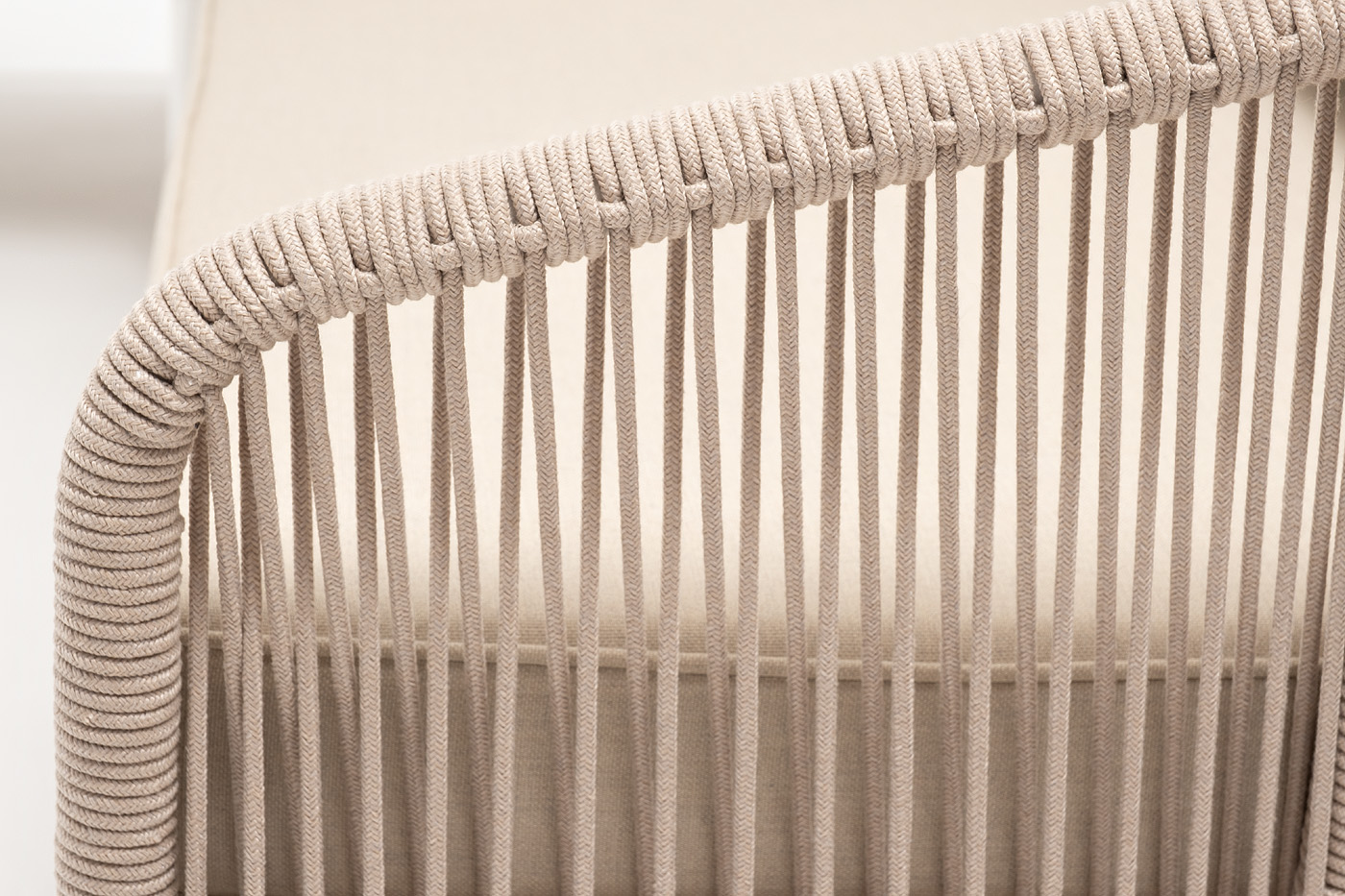 Канны диван модульный плетеный из роупа, каркас алюминий белый, роуп бежевый круглый, ткань бежевая 035 фото 5