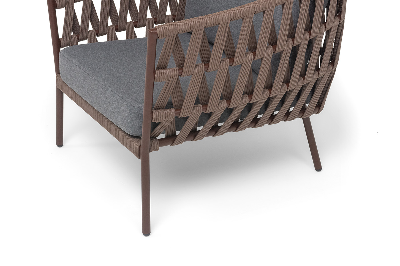 Диего кресло плетеное из роупа, каркас алюминий коричневый (RAL8016) муар, роуп коричневый круглый, ткань темно-серая 027 фото 6