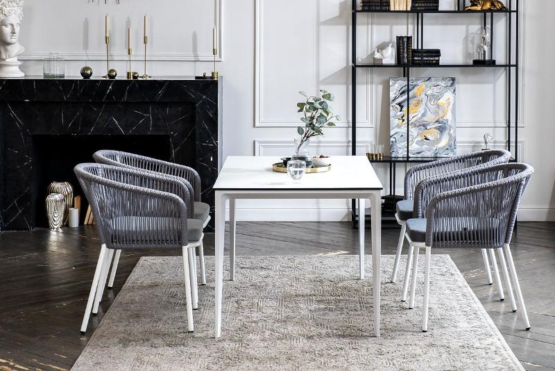 Обеденная группа Малага 4SIS на 4 персоны со стульями "Марсель", каркас белый, роуп светло-серый фото 3