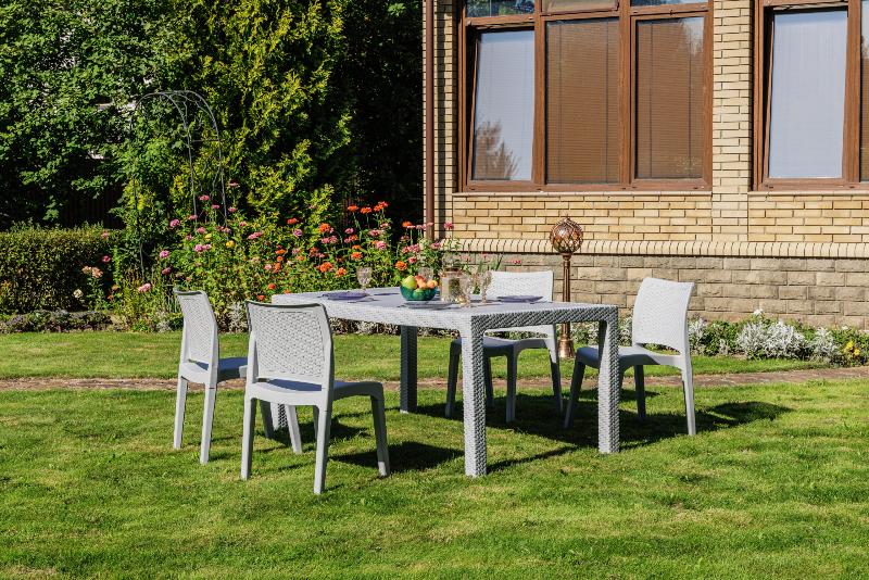 Обеденный комплект July S Royal Family из пластика, цвет светло-серый фото 1