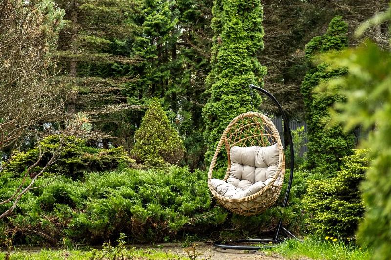 Подвесное кресло Венеция 4SIS из искусственного ротанга, цвет соломенный с бежевой подушкой фото 7