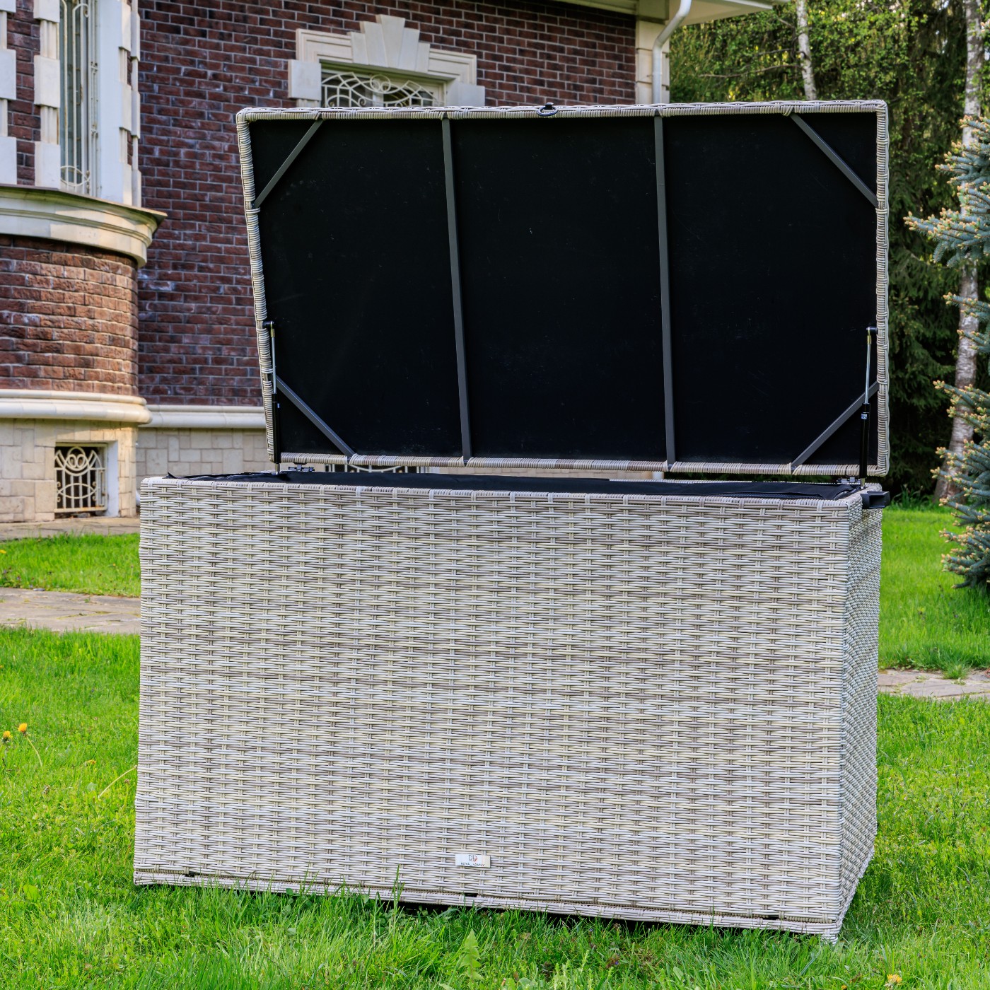 Сундук для хранения Karl 120 Royal Family из искусственного ротанга c колесиками, цвет бежевый фото 2