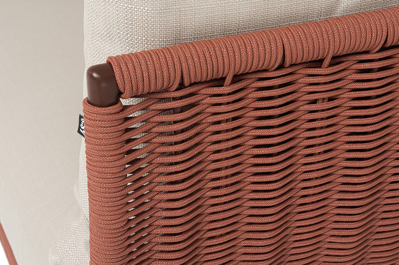 Фиджи диван 3-местный плетеный из роупа, каркас алюминий коричневый (RAL8016) муар, роуп красный (8372) круглый tex, ткань Mossle бежевая фото 6