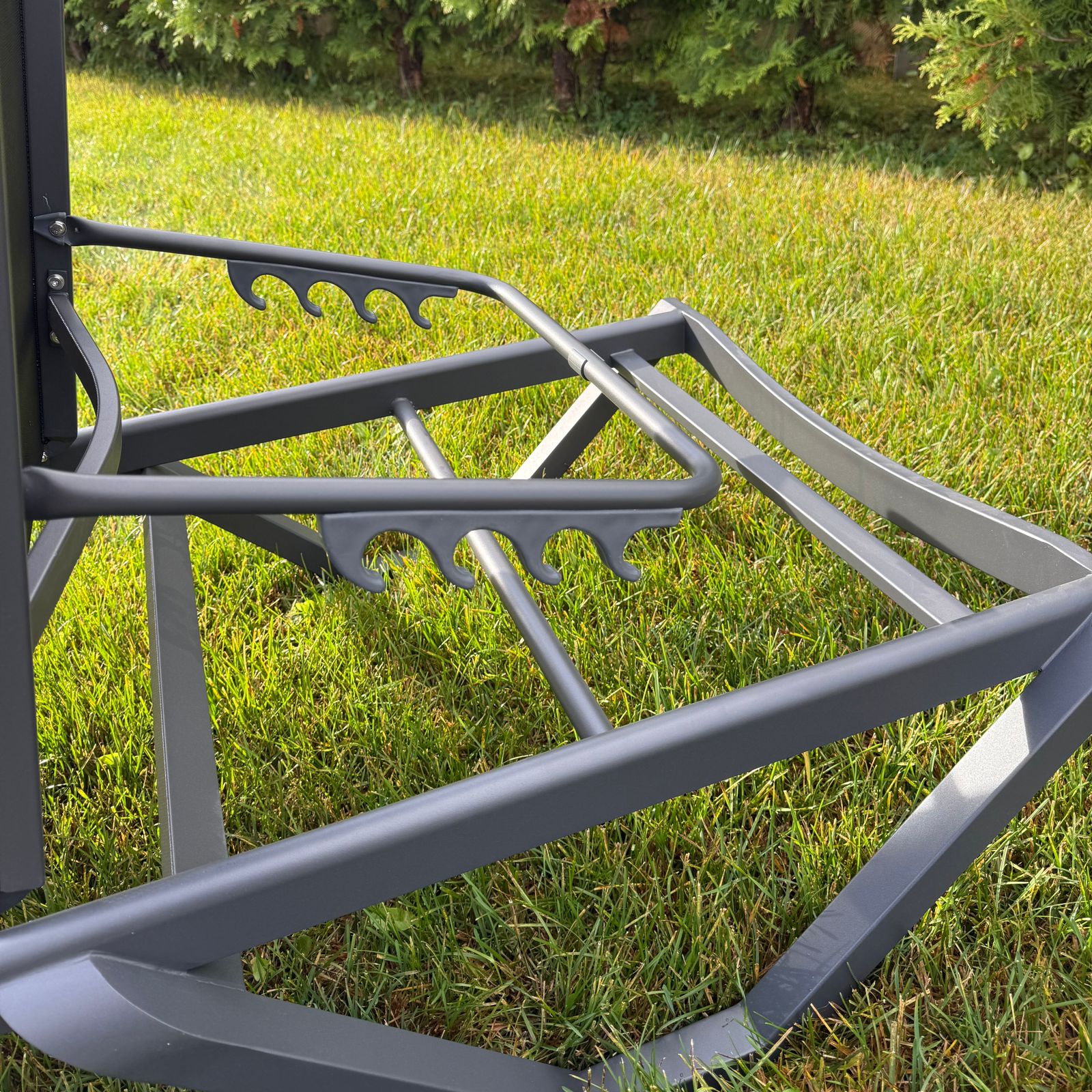 Шезлонг Enzo Royal Family из алюминия черный фото 3