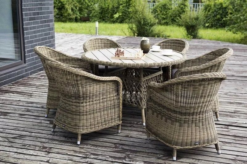 Плетеное кресло Равенна 4SIS из искусственного ротанга, цвет соломенный с серой подушкой фото 4