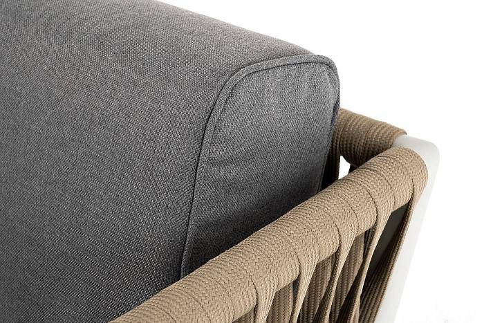 Диван Касабланка 4SIS 2-местный плетеный из роупа, каркас алюминий светло-серый (RAL7035) муар, роуп серо-коричневый 23мм, ткань серая 17 фото 2