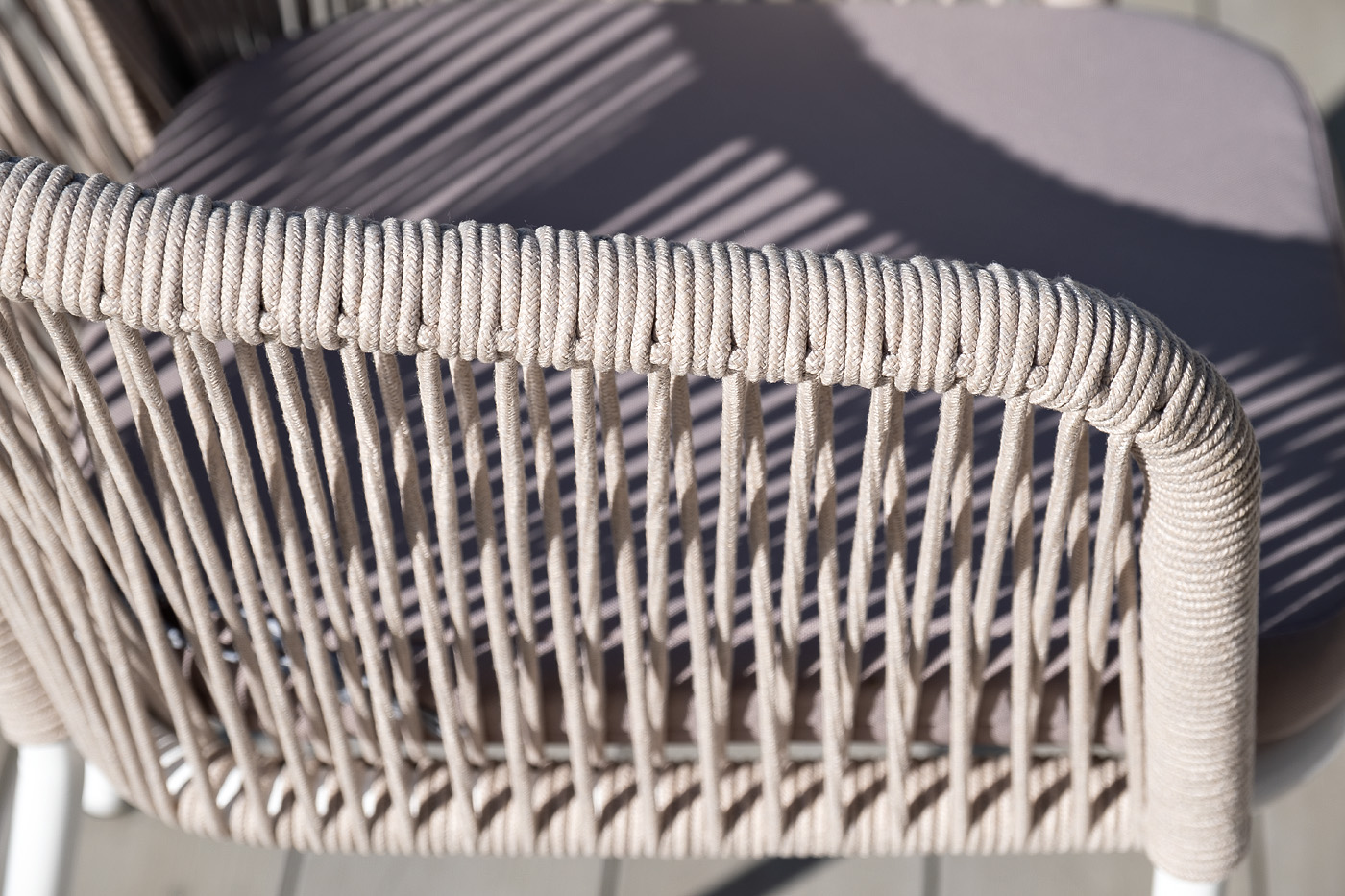 Марсель стул плетеный из роупа, каркас алюминий белый муар, роуп бежевый круглый, ткань бежевая 15052 фото 7
