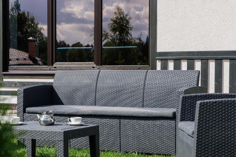 Обеденный комплект Lana M Royal Family из пластика, цвет графит фото 6