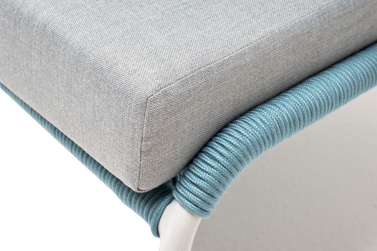 Кресло плетеное Милан 4SIS из роупа, каркас алюминий светло-серый (RAL7035) шагрень, роуп бирюзовый круглый, ткань светло-серая фото 7