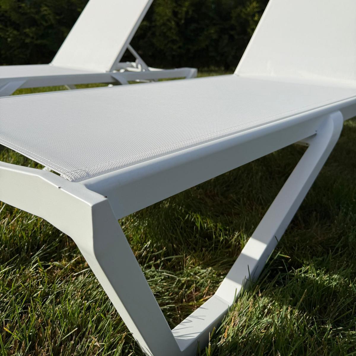 Шезлонг Enzo Royal Family из алюминия белый фото 3