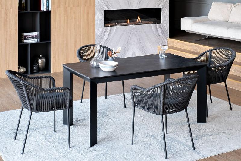 Обеденная группа Венето 4SIS на 4 персоны со стульями "Лион", каркас темно-серый, роуп темно-серый фото 1