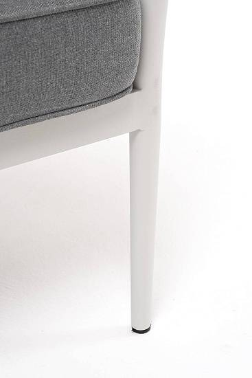 Кресло Касабланка 4SIS плетеное из роупа, каркас алюминий светло-серый (RAL7035) муар, роуп серо-коричневый 23мм, ткань серая 17 фото 2