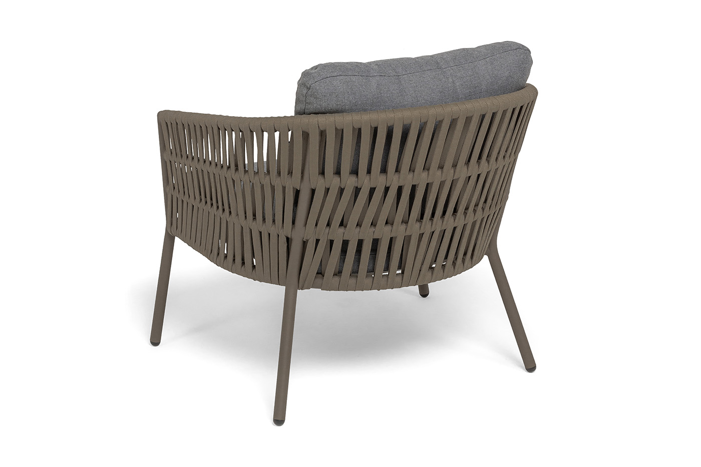 Комо кресло плетеное из роупа, каркас алюминий бежево-серый (RAL7006) муар, роуп серо-коричневый 23мм, ткань темно-серая 027 фото 5