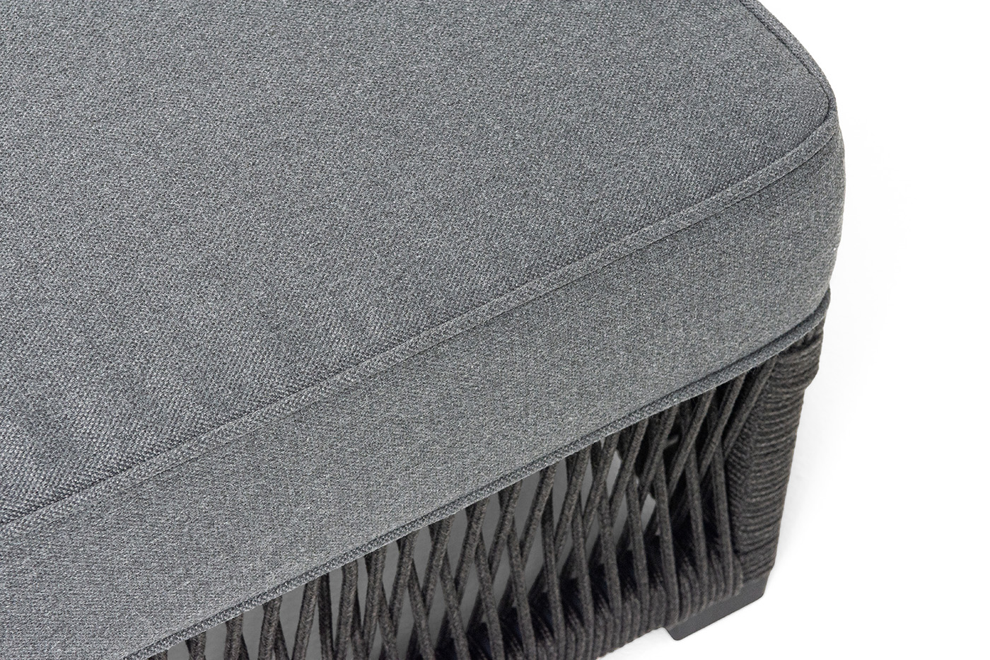 Ривьера шезлонг плетеный из роупа, каркас алюминий темно-серый (RAL7024) муар, роуп темно-серый круглый, ткань темно-серая 027 фото 7