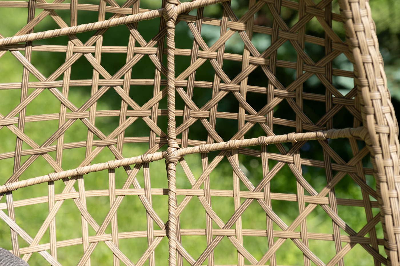 Флоренция подвесное кресло-кокон из искусственного ротанга, цвет соломенный с серой подушкой фото 6