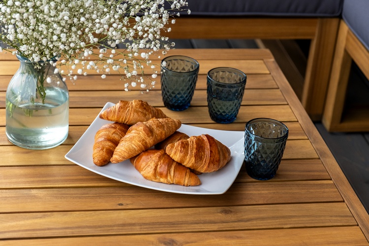 Кофейный стол из акации BOOKA Joygarden фото 3