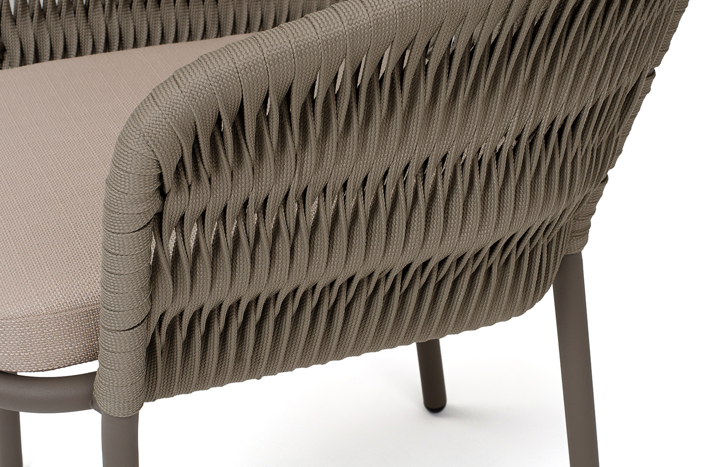 Бордо стул плетеный из роупа (колос), каркас алюминий серый (RAL7022) муар, роуп серый 15мм, ткань темно-серая 027 фото 5