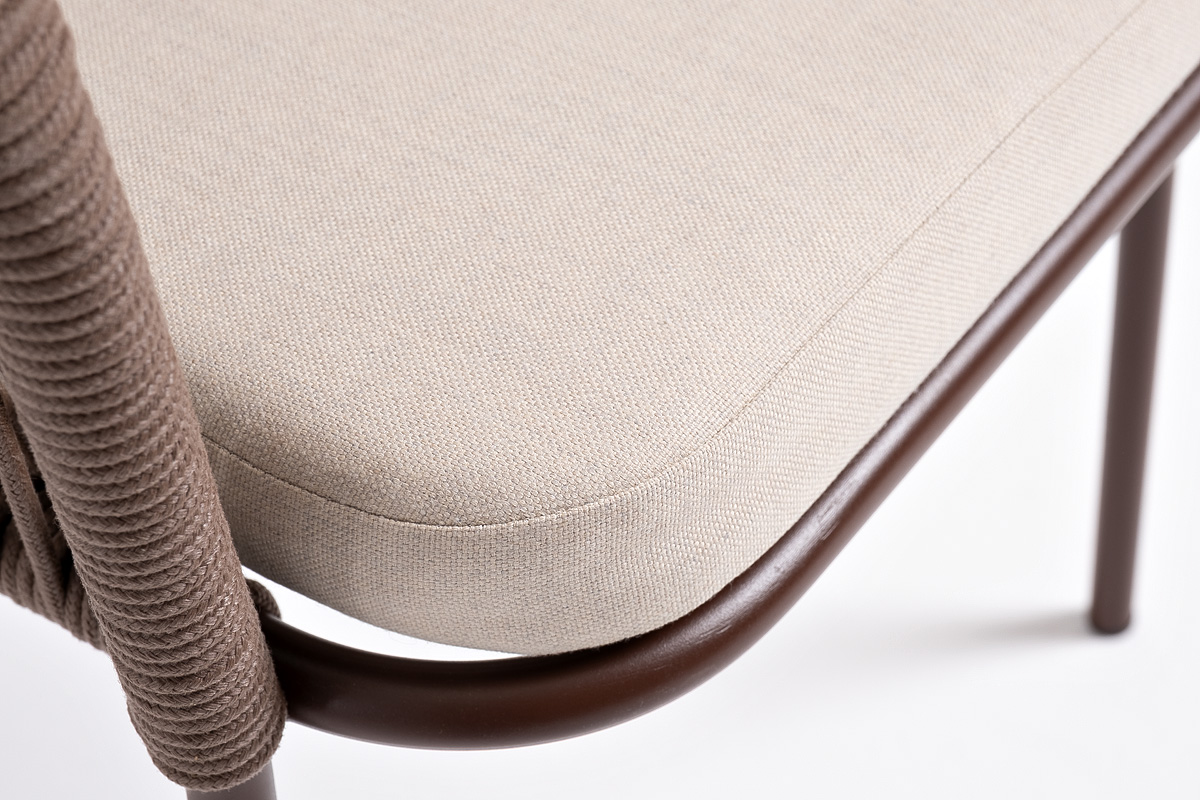 Лион стул плетеный из роупа, каркас из стали коричневый (RAL8016) муар, роуп коричневый круглый, ткань бежевая 15052 фото 6
