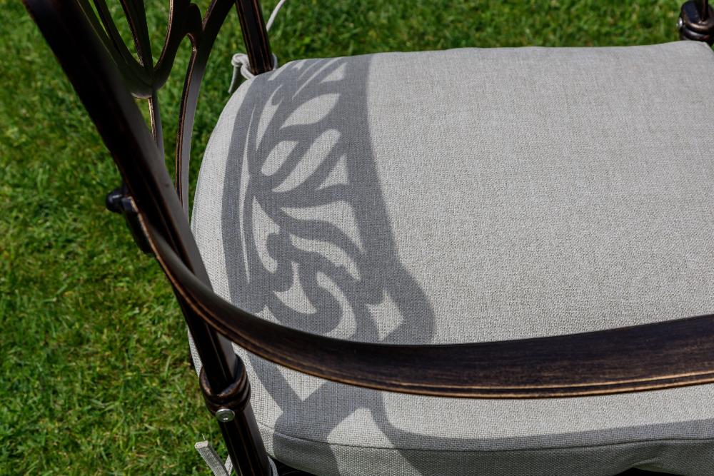 Обеденный комплект Wilhelm Royal Family из литого алюминия на 6 персон. Овальный стол фото 8