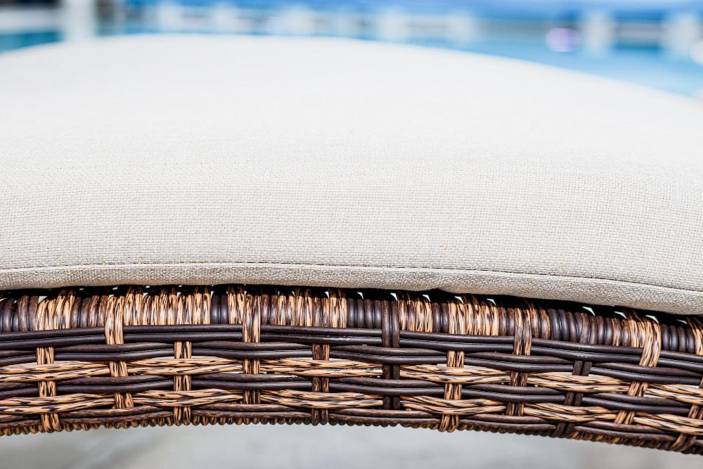 Шезлонг Agata Royal Family из искусственного ротанга с матрасом, цвет коричневый фото 8