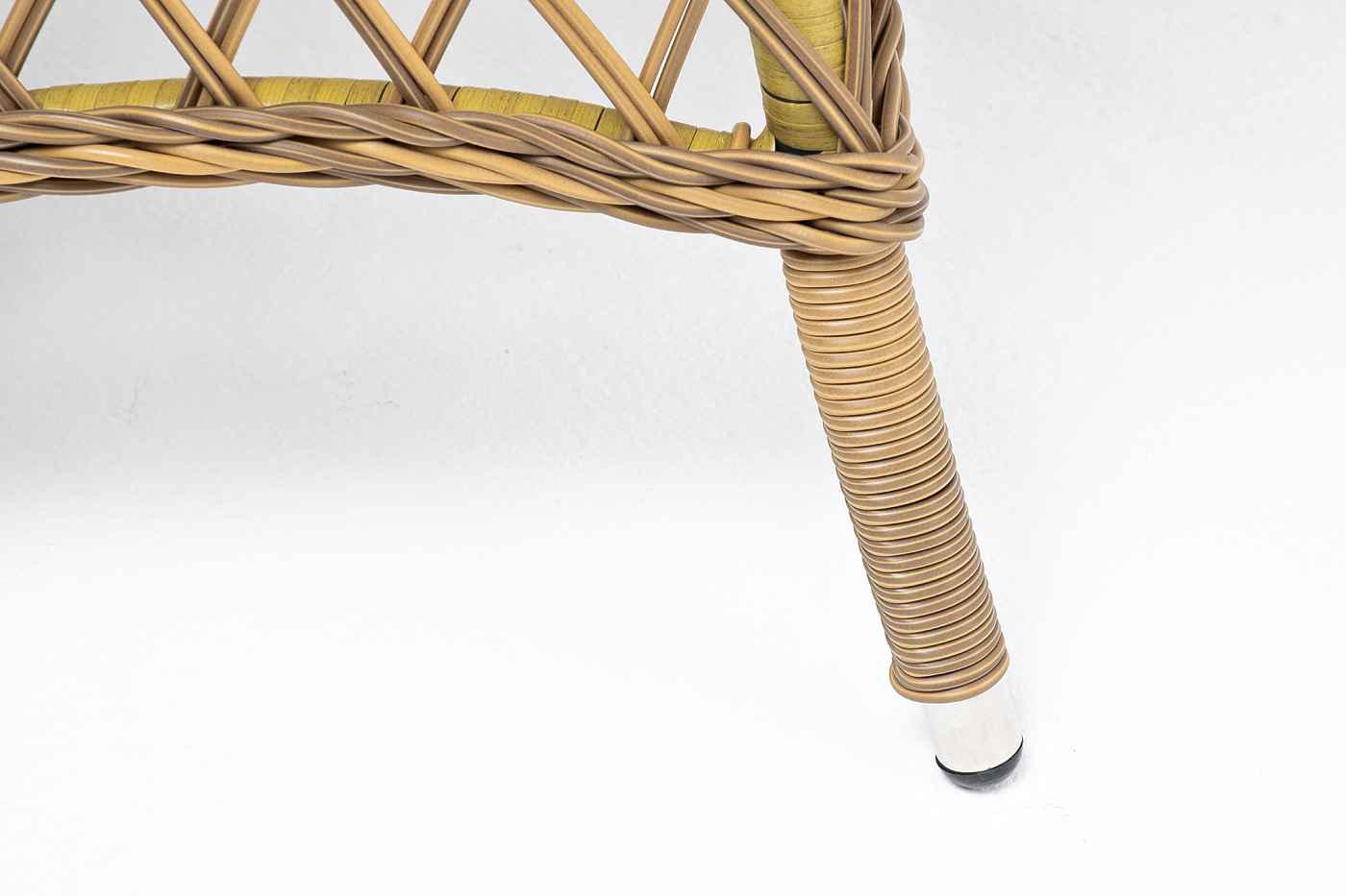 Эспрессо плетеный круглый стол, диаметр 80 см, цвет соломенный фото 5