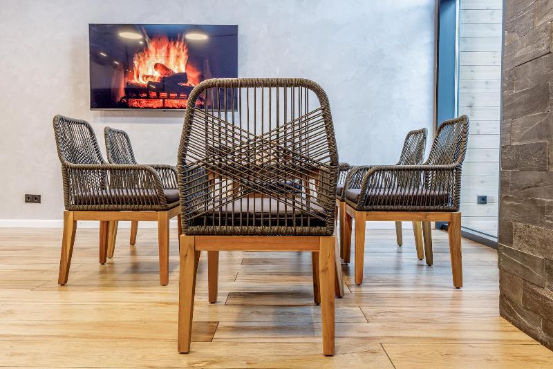 Комплект Chloe с кофейным столом Royal Family из дерева, цвет серый фото 4