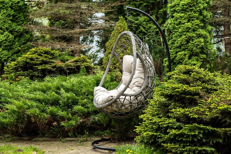 Подвесное кресло Венеция 4SIS из искусственного ротанга, цвет серый с бежевой подушкой фото 9