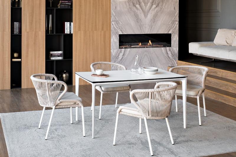 Обеденная группа Малага 4SIS на 4 персоны со стульями "Милан", каркас белый, роуп бежевый фото 1