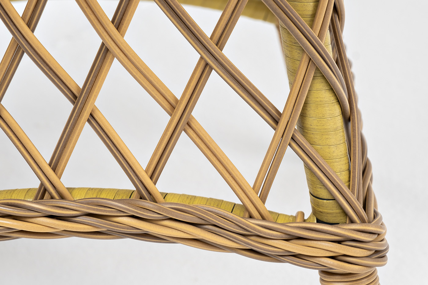 Эспрессо плетеный круглый стол, диаметр 80 см, цвет соломенный фото 6