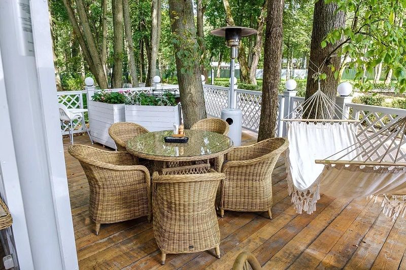 Плетеное кресло Равенна 4SIS из искусственного ротанга, цвет соломенный с серой подушкой фото 6