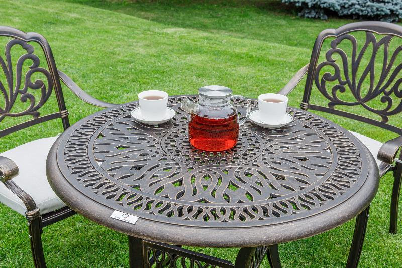 Обеденный комплект Wilhelm Royal Family из алюминия на 4 персоны фото 4