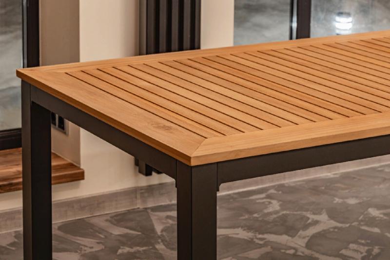 Обеденный стол Oscar Royal Family из алюминия со столешницей из тика фото 4