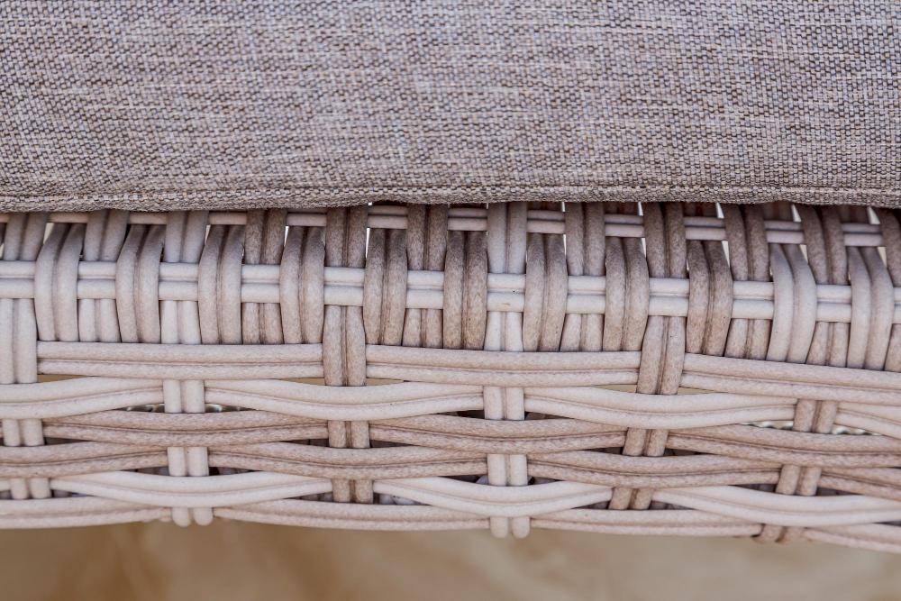 Шезлонг Agata Royal Family из искусственного ротанга с матрасом, цвет бежевый фото 10