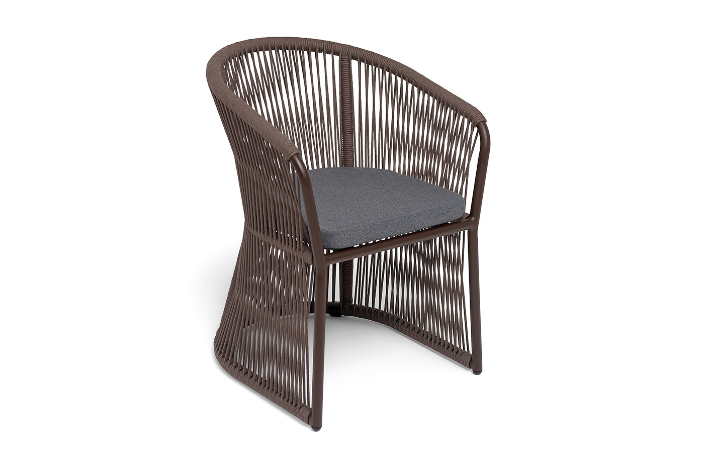 Романо стул плетеный из роупа, каркас алюминий коричневый (RAL8016) муар, роуп коричневый круглый, ткань темно-серая 027 фото 2