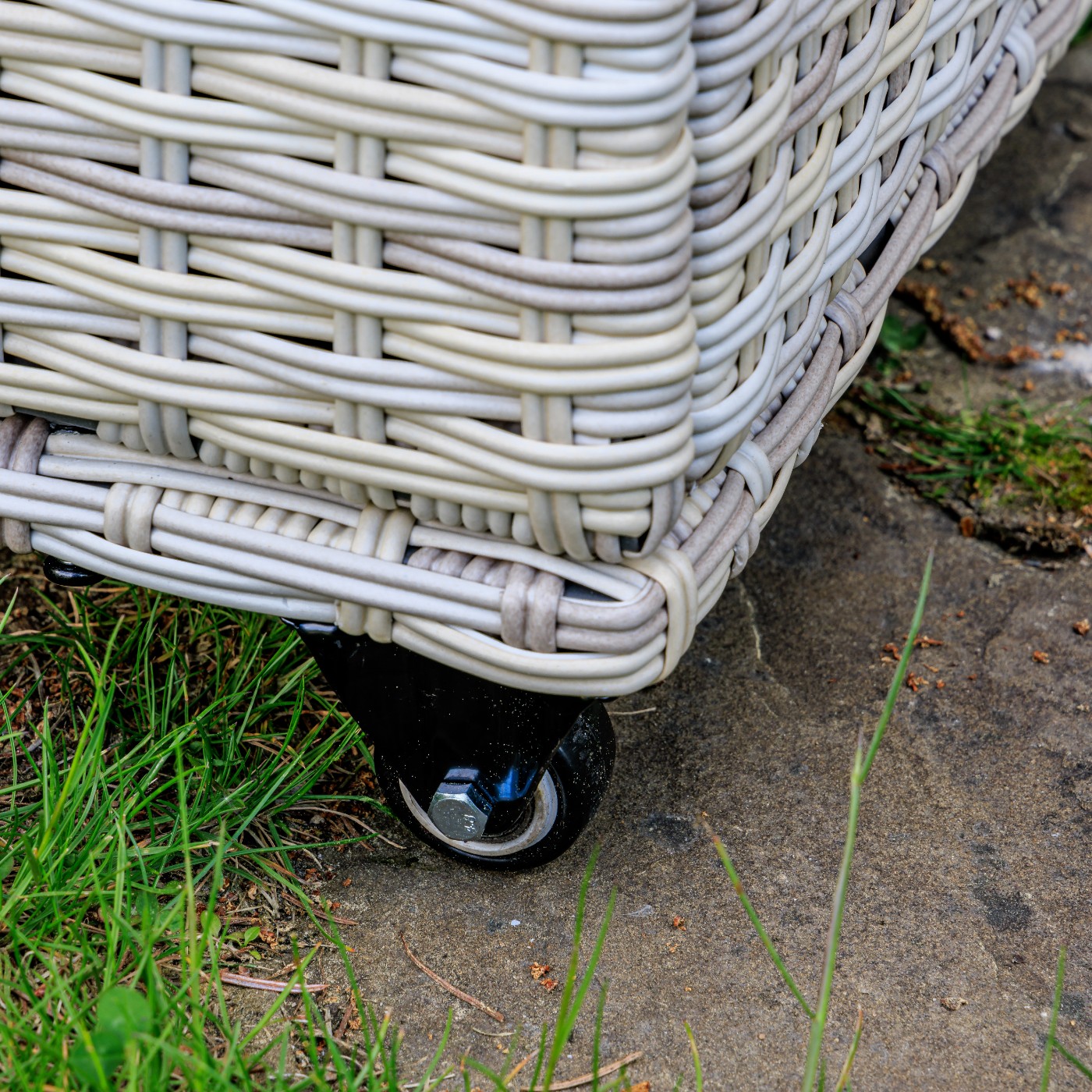 Сундук для хранения Karl 120 Royal Family из искусственного ротанга c колесиками, цвет бежевый фото 11