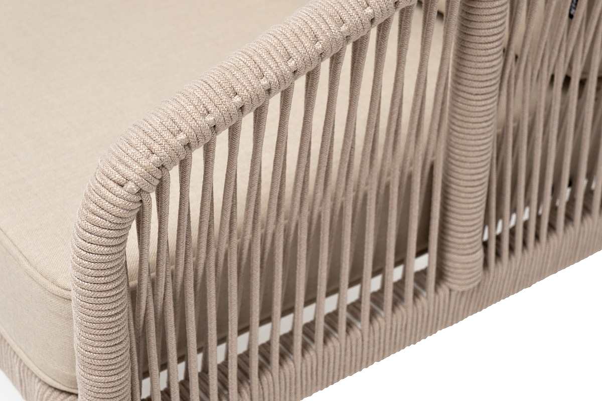 Канны кресло плетеное из роупа, каркас алюминий белый, муар, роуп бежевый круглый, ткань бежевая 035 фото 4