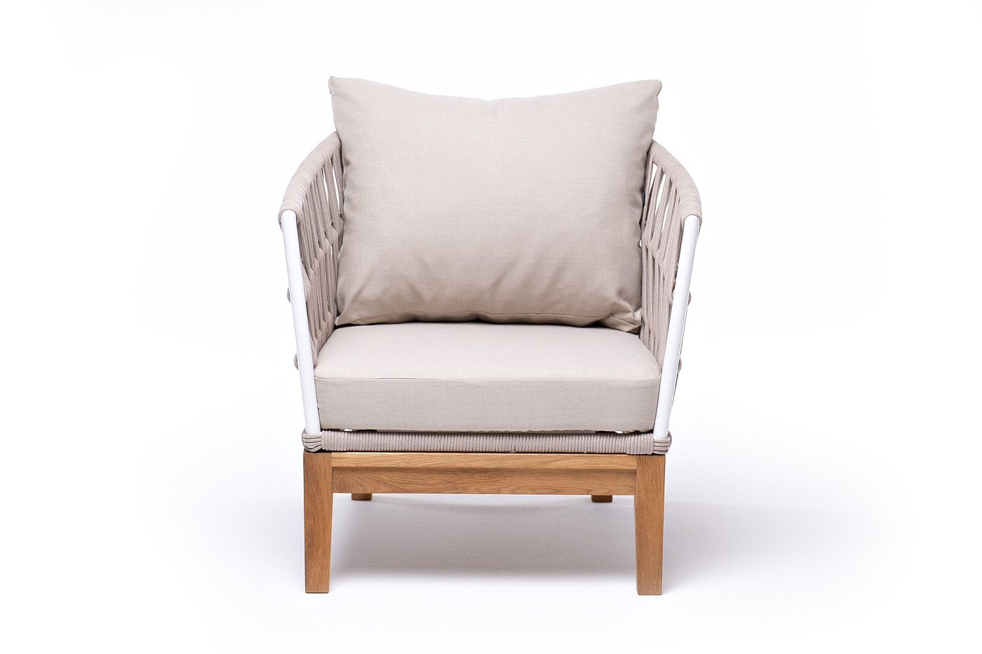 Диего кресло плетеное из роупа, основание дуб, каркас алюминий светло-серый (RAL7035) шагрень, роуп бежевый круглый, ткань бежевая 15052 фото 2