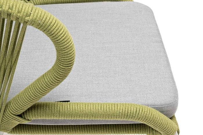 Стул Милан 4SIS плетеный из роупа, каркас алюминий светло-серый (RAL7035) муар, роуп салатовый меланж круглый, ткань светло-серая фото 2