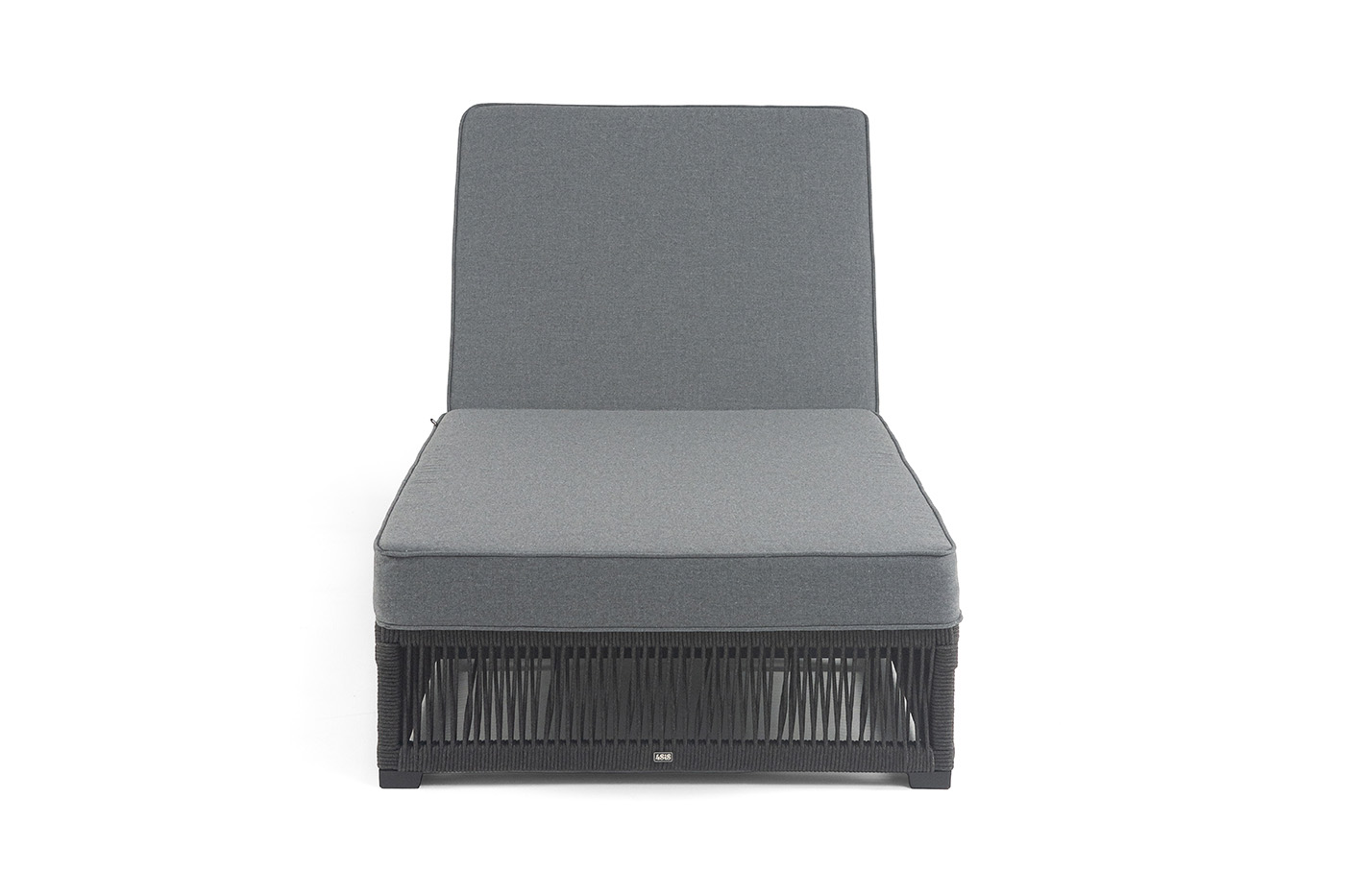 Ривьера шезлонг плетеный из роупа, каркас алюминий темно-серый (RAL7024) муар, роуп темно-серый круглый, ткань темно-серая 027 фото 4