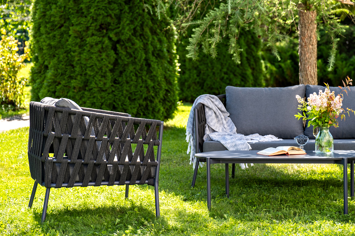 Диего лаунж-зона 4-местная плетеная из роупа (веревки), каркас алюминиевый темно-серый, роуп темно-серый фото 6