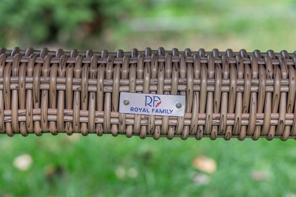 Обеденный стол Isabella Royal Family из искусственного ротанга, цвет бежевый фото 3