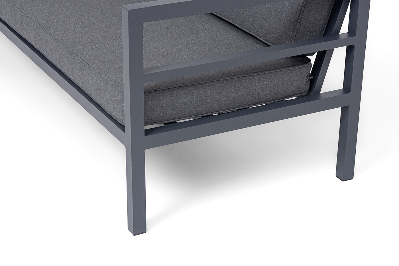 Эстелья диван 3-местный, каркас алюминий темно-серый (RAL7024) муар, ткань темно-серая 027 фото 6