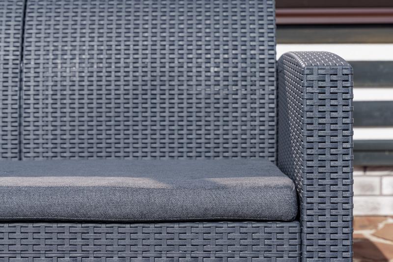 Диван трехместный Lana Royal Family из пластика, цвет графит фото 5