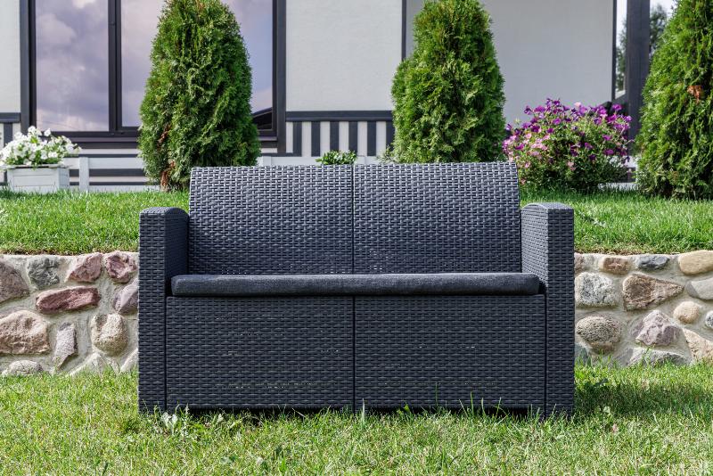 Диван двухместный Lana Royal Family из пластика, цвет графит фото 1